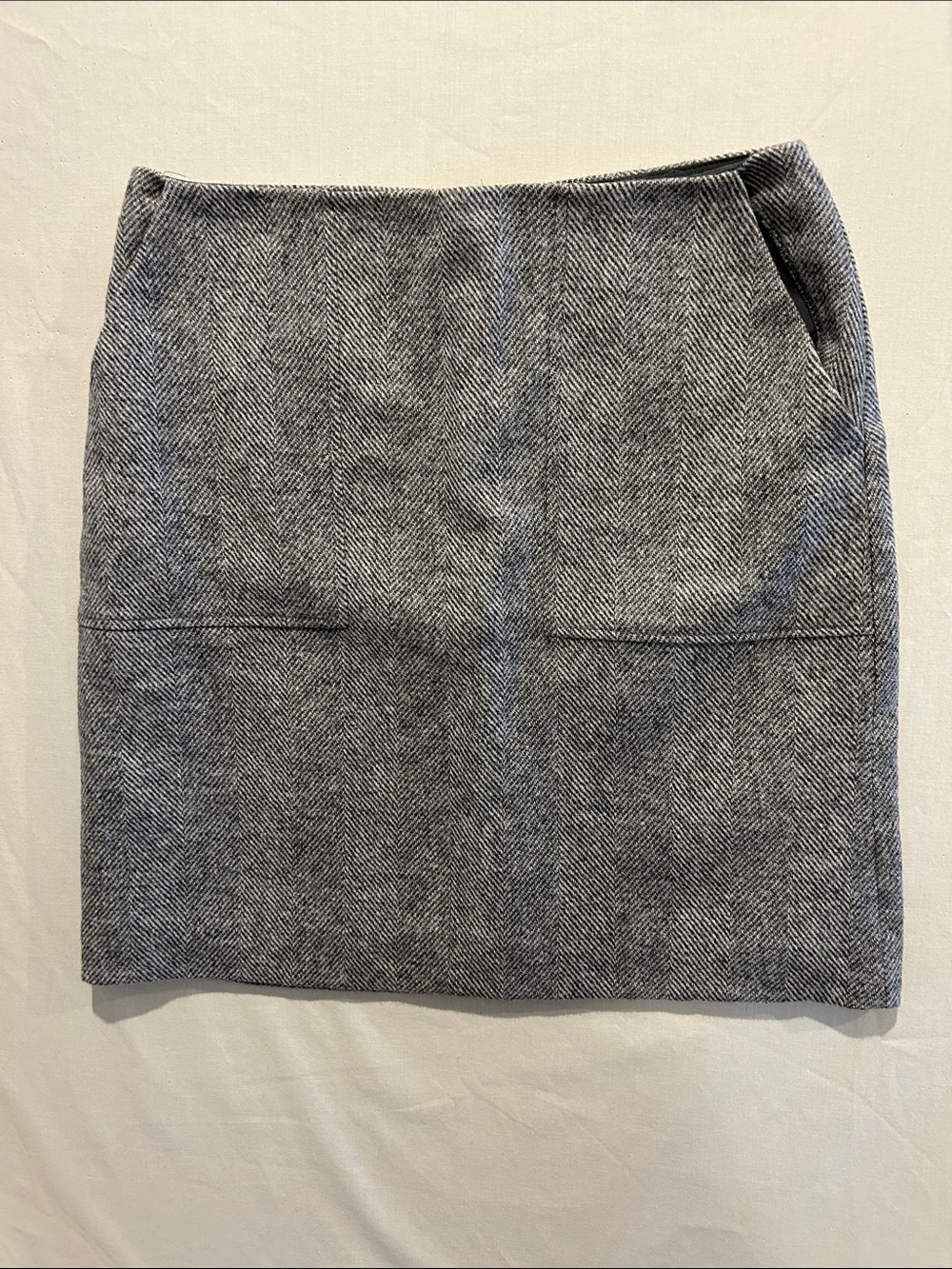 Boden Classic Herringbone Pencil Skirt - Gray
